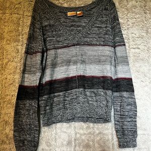 Long sleeve lightweight sweater top